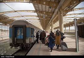 عبور قطار میانه-تبریز از ایستگاه وعده‌ها پس از ۲۲ سال