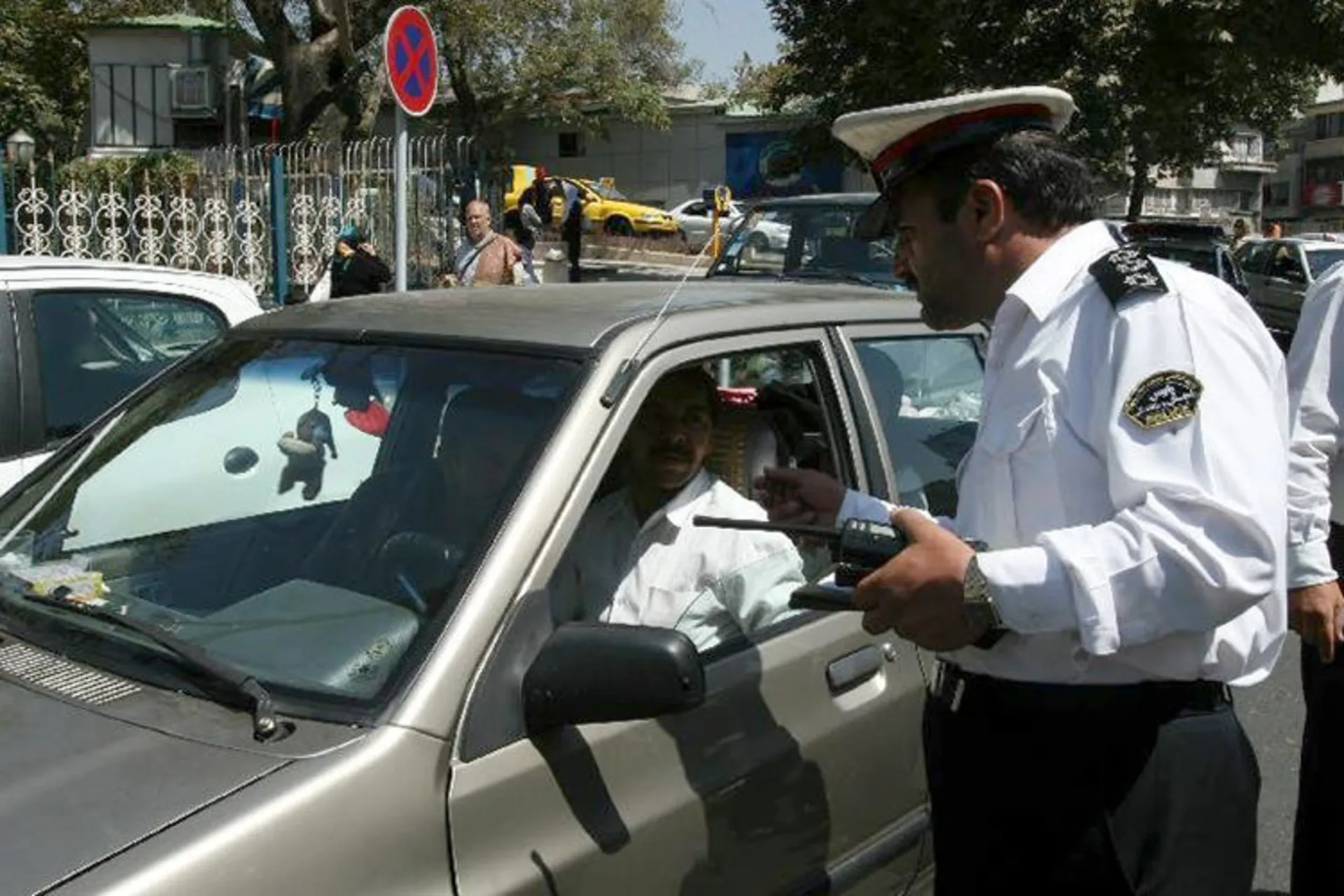 خودرو با خلافی بالای ۵ میلیون تومان توقیف می‌شود